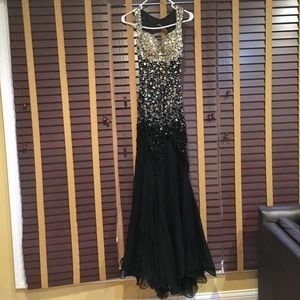 *PROM DRESS* Alyce Paris